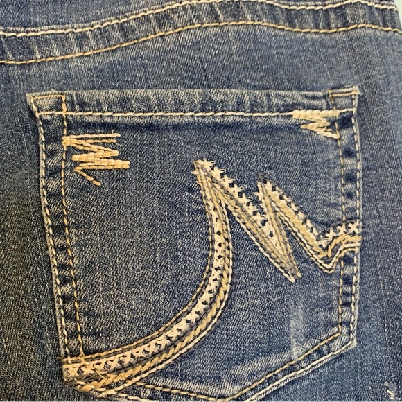 Maurice’s Curvy light washed bootcut jeans w/contrast stitching western Sz 10 - Picture 4 of 10